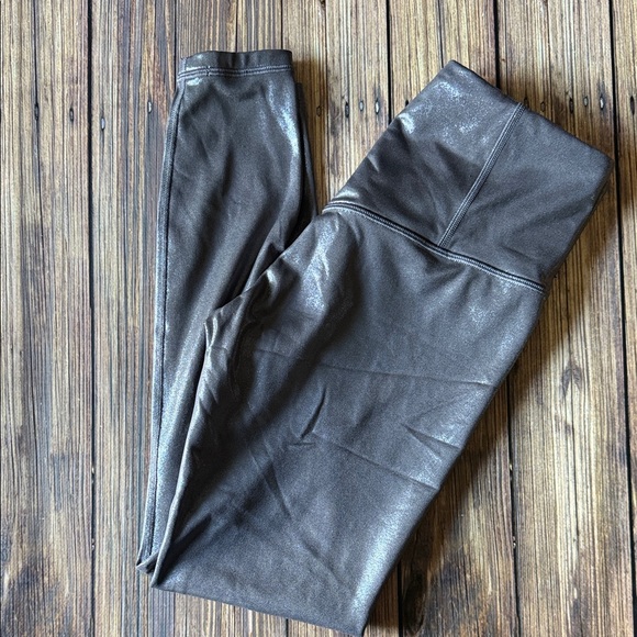 Athleta Elation Shine High Rise Tight Silver Leggings S - Picture 1 of 7